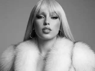 MeganLewit  live sex cam