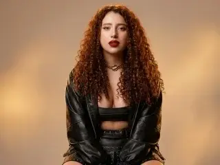 SweetSummerr  live sex cam