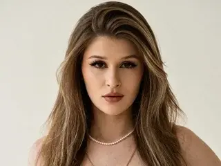 AngeLinA199  live sex cam