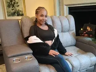 Whitneynaugthy  live sex cam