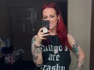 SinnamonSiren369  live sex cam