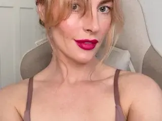 GoddessAmberD  live sex cam