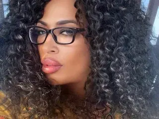 LuckyKisses  live sex cam