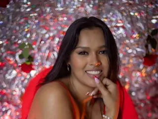 Shaylabms  live sex cam