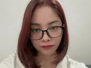 Lynh25  live sex cam