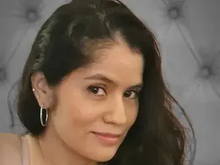 Paulynavera  live sex cam