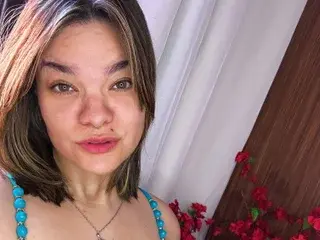 Zyrella  live sex cam