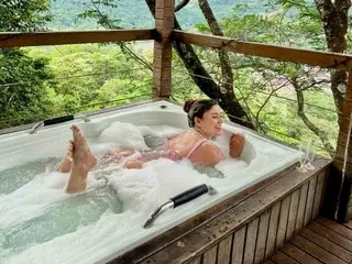 CassieBigass  live sex cam