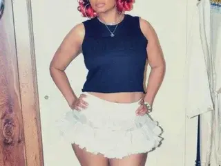LovelyLavender22  live sex cam