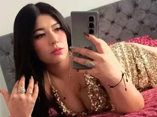 MiaGreye  live sex cam