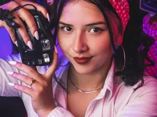 EmmyCastillo  live sex cam