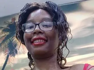 RedApplePiexx  live sex cam