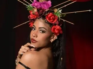 TinaPortman  live sex cam
