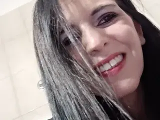 XOXOXGIULIAXOXOX  live sex cam