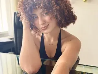 HollyJhonson  live sex cam
