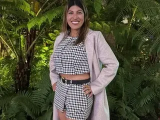 Lunabeya  live sex cam