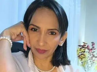 Mrsvictoriaaa  live sex cam