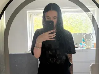SaffronBaby29  live sex cam
