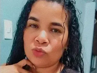 DULCEAMORR  live sex cam