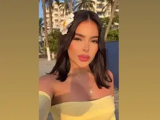 AlexaEvanss  live sex cam