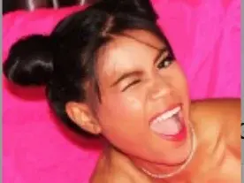 NizaThainy  live sex cam