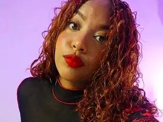 Lynn_Cute  live sex cam
