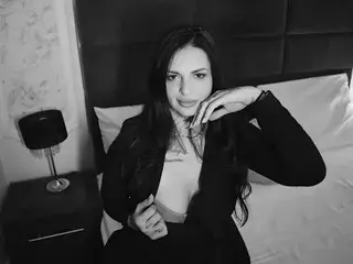 NickyJune  live sex cam