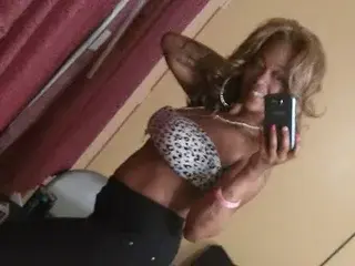 OnxyLuv  live sex cam