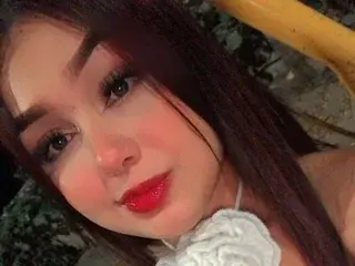 Gigisquirtgirl  live sex cam