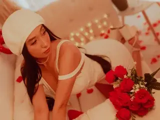 MiaHenley  live sex cam