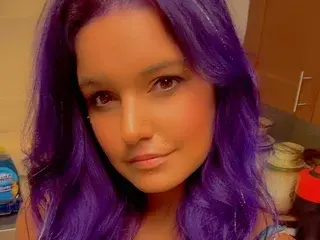QueenLuLu69  live sex cam