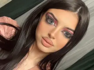 BrigitteRiss  live sex cam