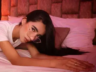 Jasmin_adams  live sex cam