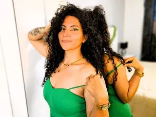 Luna_Montoya  live sex cam