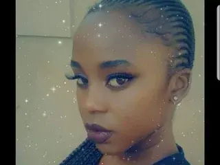 MilkEbony  live sex cam