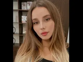 AnnaSnSonya  live sex cam