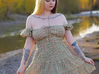 Buffyxxxo  live sex cam