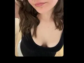 Honeyvelevtx  live sex cam