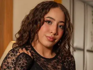 TaniaMedina  live sex cam