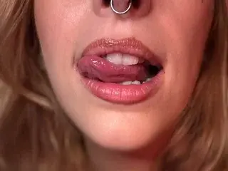 TattooedTeaseXXX  live sex cam