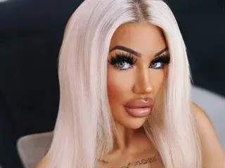 BritishTastyCherryxo  live sex cam