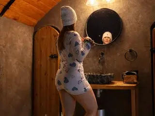 EmmaShaykk  live sex cam