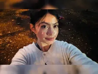 JadeSthone  live sex cam