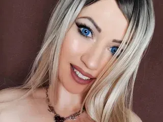 LiaLennice  live sex cam