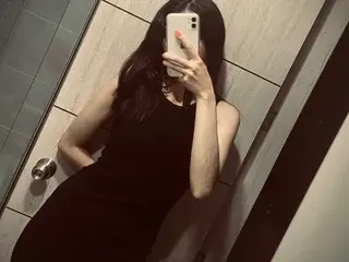 Saori18xoxo  live sex cam