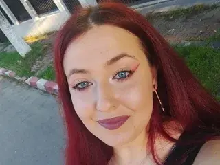 VALERYIAA  live sex cam