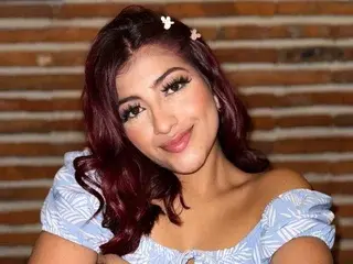 ValeSandoval  live sex cam