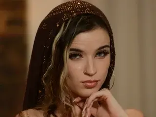 PrincessSaharaFoxxx  live sex cam
