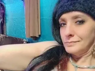 Beautiflyshort199  live sex cam