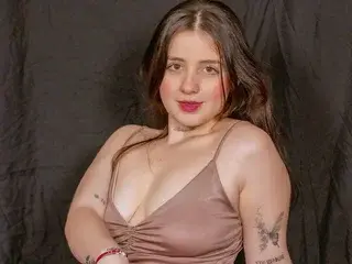 SabrinaLenoxx  live sex cam
